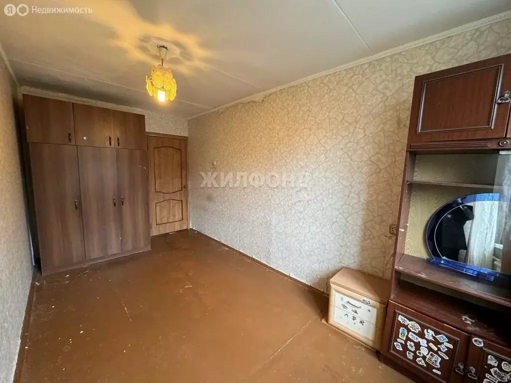 3-комнатная квартира: Новосибирск, улица Пархоменко, 76 (58.3 м) - Фото 1