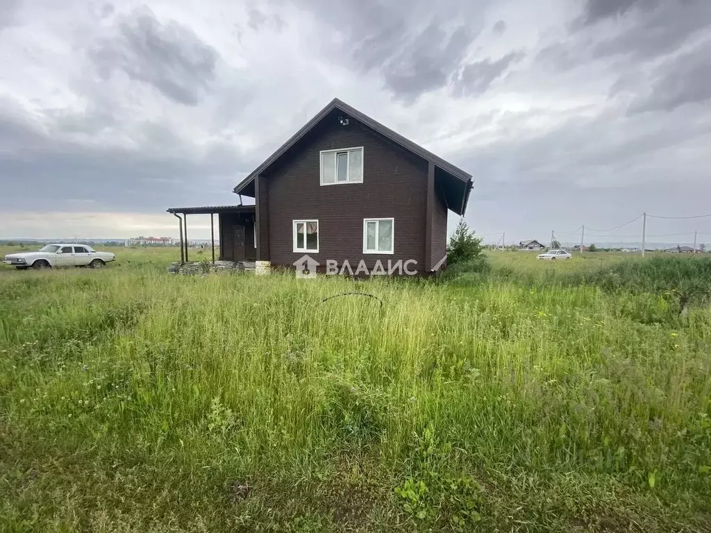 Дом в Белгородская область, Белгород ул. Григория Левина, 13 (94 м) - Фото 1