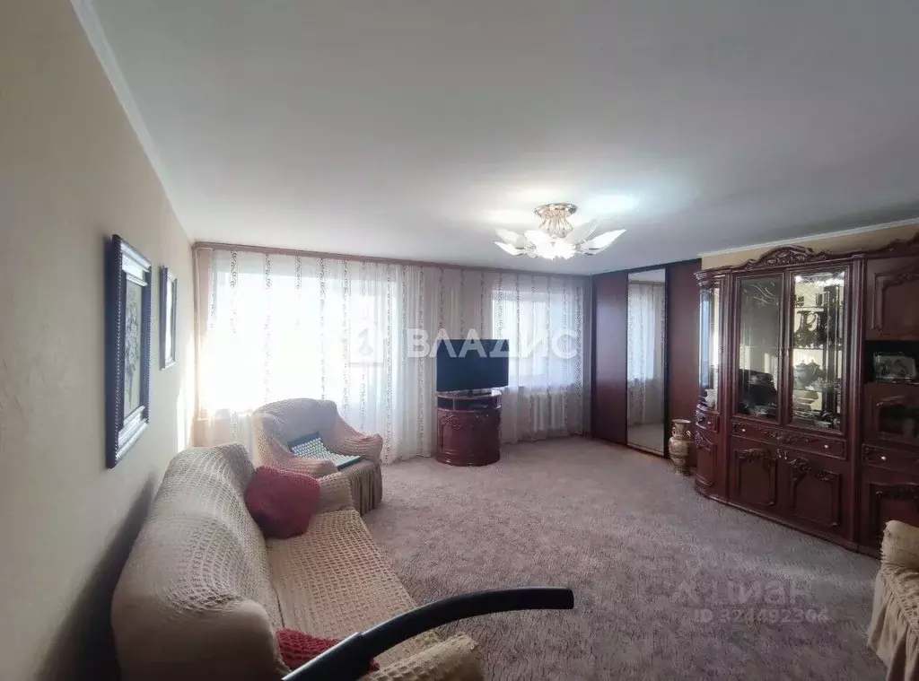 4-к кв. Бурятия, Улан-Удэ Ермаковская ул., 37А (109.8 м) - Фото 1