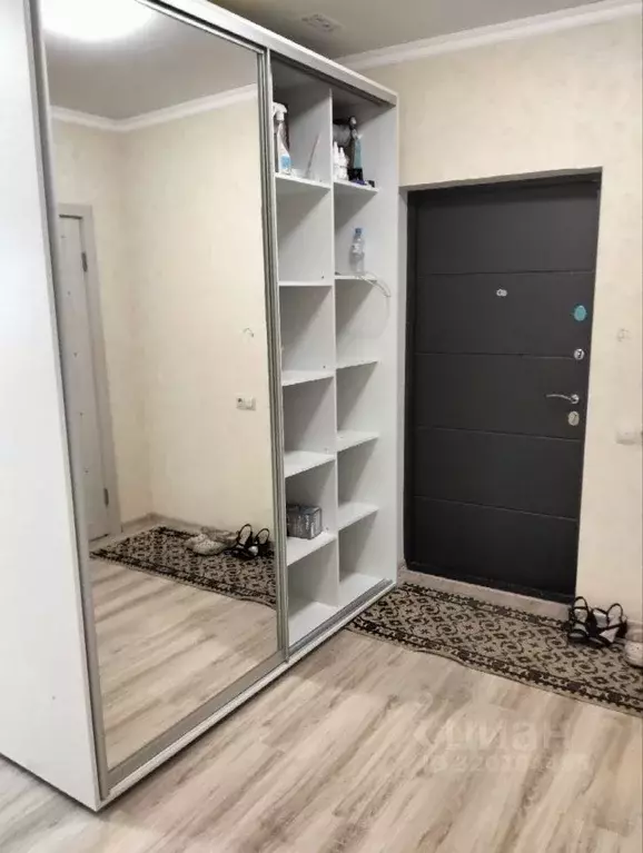 2-к кв. Крым, Симферополь ул. Никанорова, 4Д (60.0 м) - Фото 1