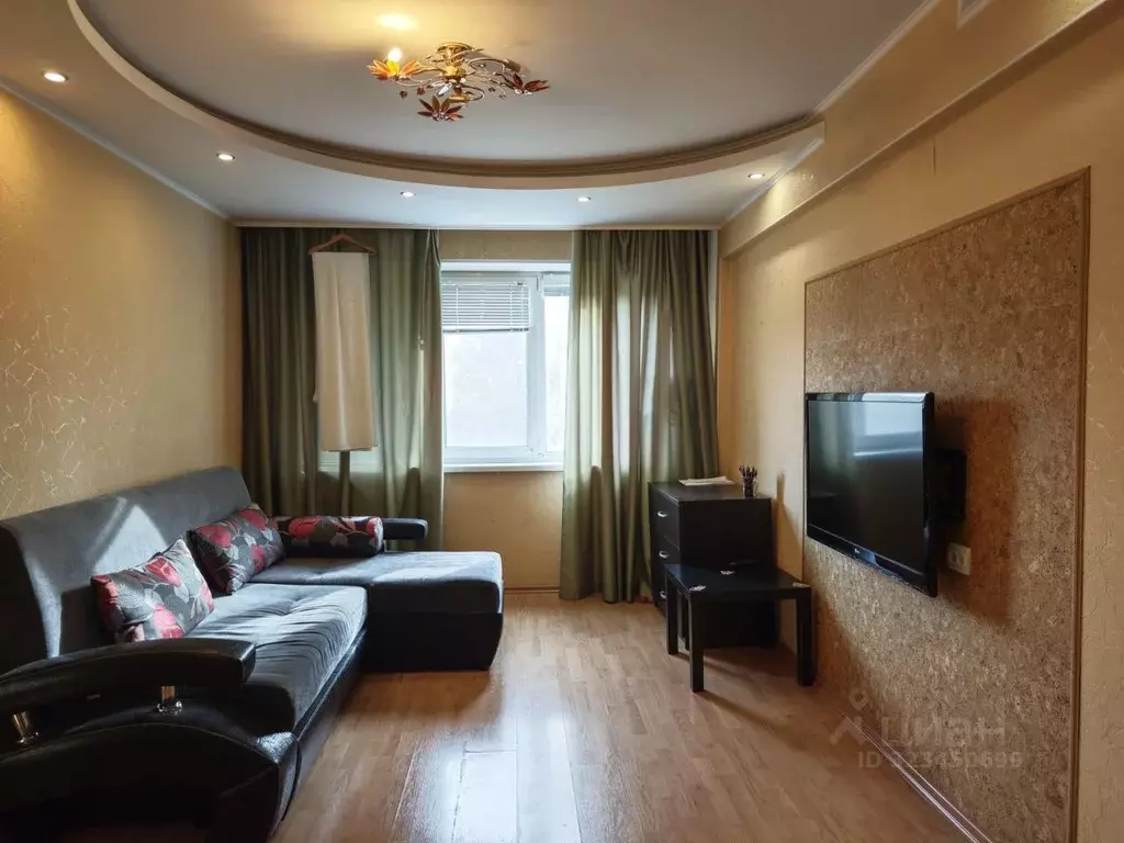 1-к кв. Омская область, Омск Новороссийская ул., 3 (34.0 м) - Фото 1