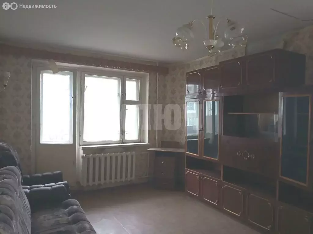 4-комнатная квартира: Сокол, Продольная улица, 18 (70.1 м) - Фото 0