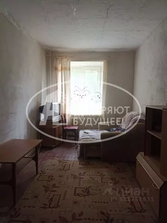 Комната Пермский край, Лысьва ул. Энгельса, 33 (13.2 м) - Фото 2