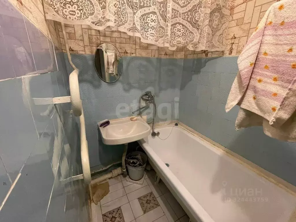 2-к кв. Брянская область, Брянск Новозыбковская ул., 13 (43.0 м) - Фото 1