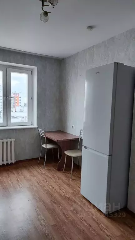 2-к кв. Омская область, Омск ул. Леонида Маслова, 2 (57.1 м) - Фото 1