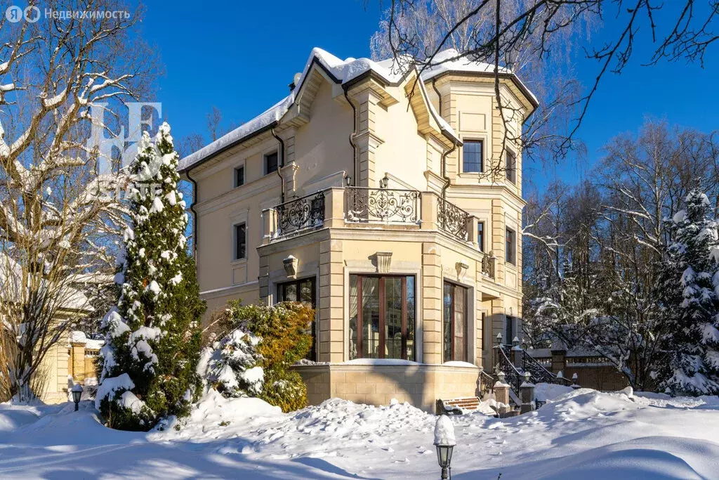 Дом в Одинцовский городской округ, посёлок Николина Гора (370 м) - Фото 1