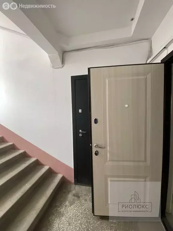 1-комнатная квартира: Магнитогорск, улица Зелёный Лог, 19 (31 м) - Фото 1