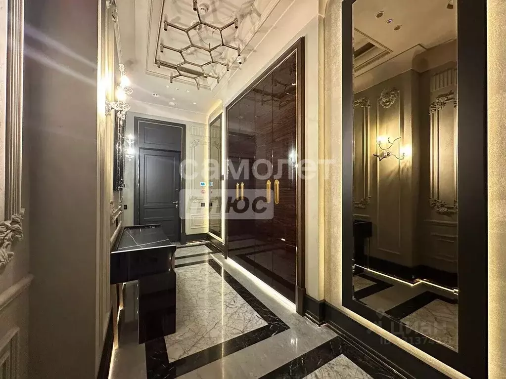 3-к кв. Москва ул. Сергея Макеева, 9к2 (150.0 м) - Фото 1