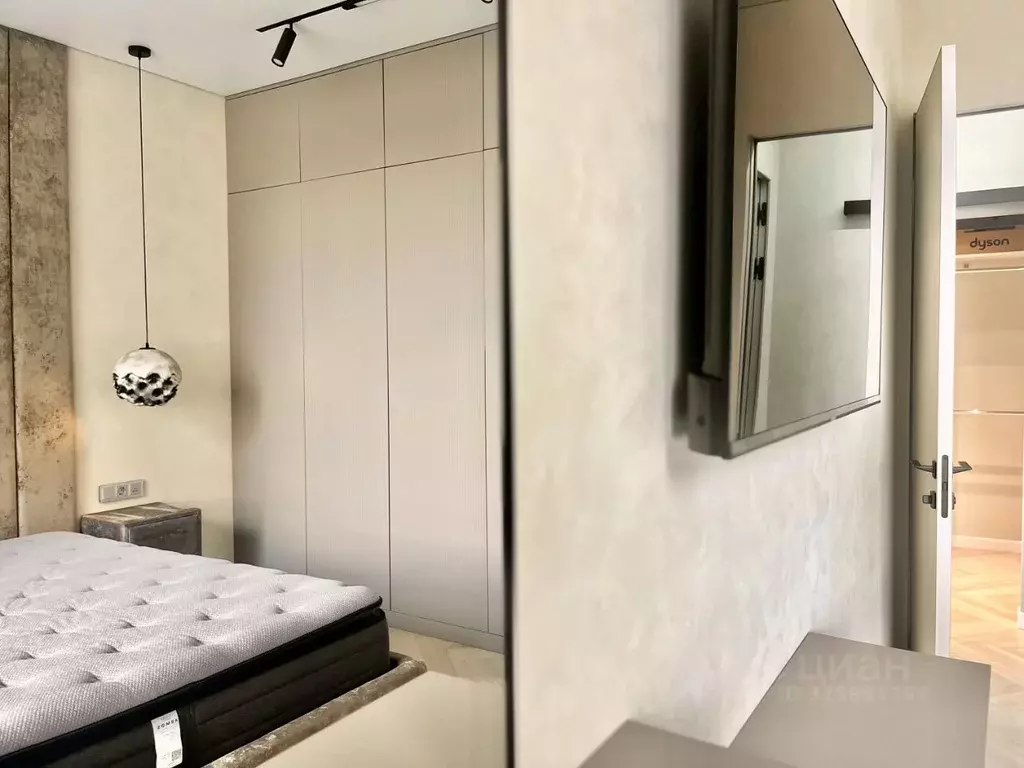 3-к кв. Свердловская область, Екатеринбург ул. Радищева, 41 (100.0 м) - Фото 2