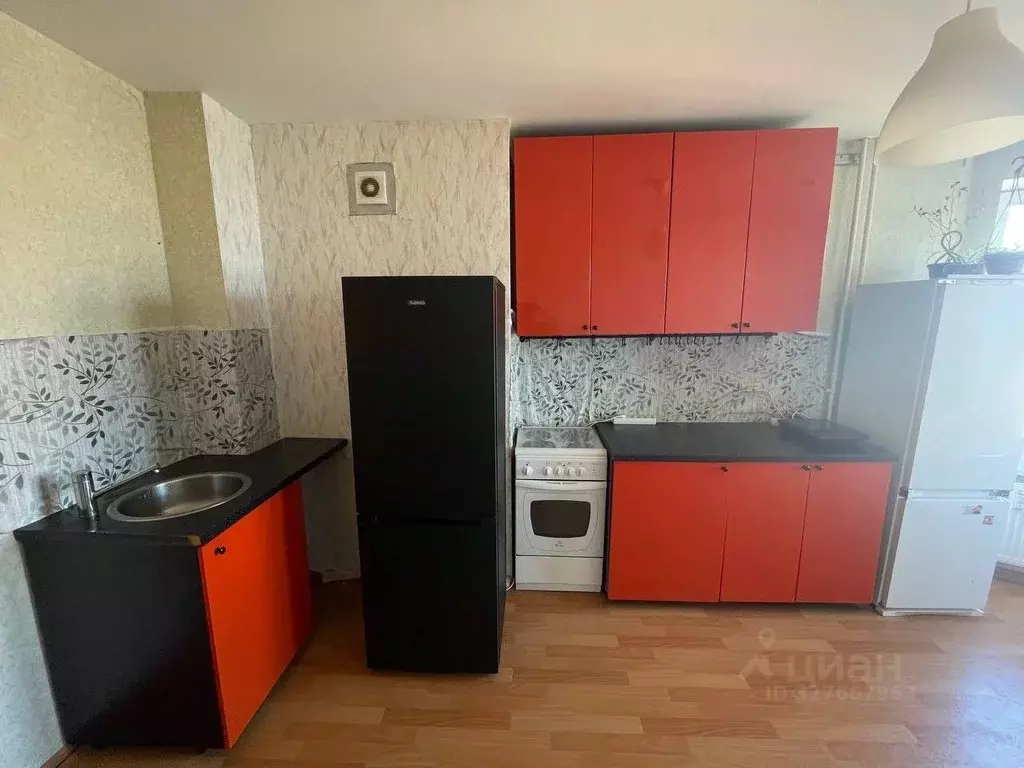 3-к кв. Санкт-Петербург пос. Парголово, Заречная ул., 45к2 (75.1 м) - Фото 1