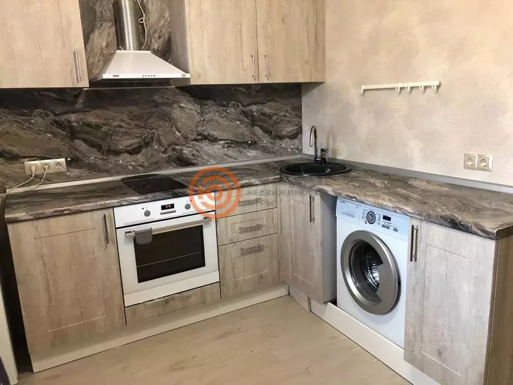 1-к кв. Тюменская область, Тюмень ул. Дружбы, 73к1 (39.2 м) - Фото 1