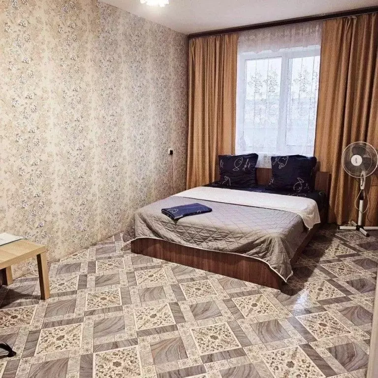 1-к кв. Курганская область, Курган Заозерный жилрайон, 4-й мкр, 10 ... - Фото 1