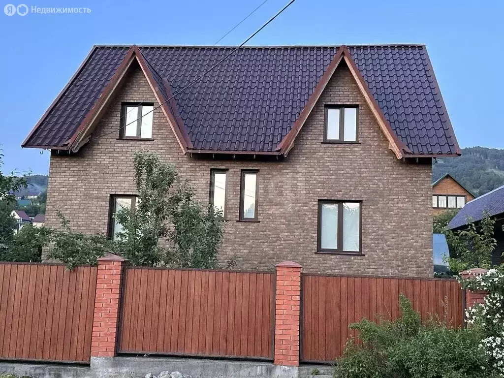 Дом в Горно-Алтайск, улица Гордополова (160 м) - Фото 2