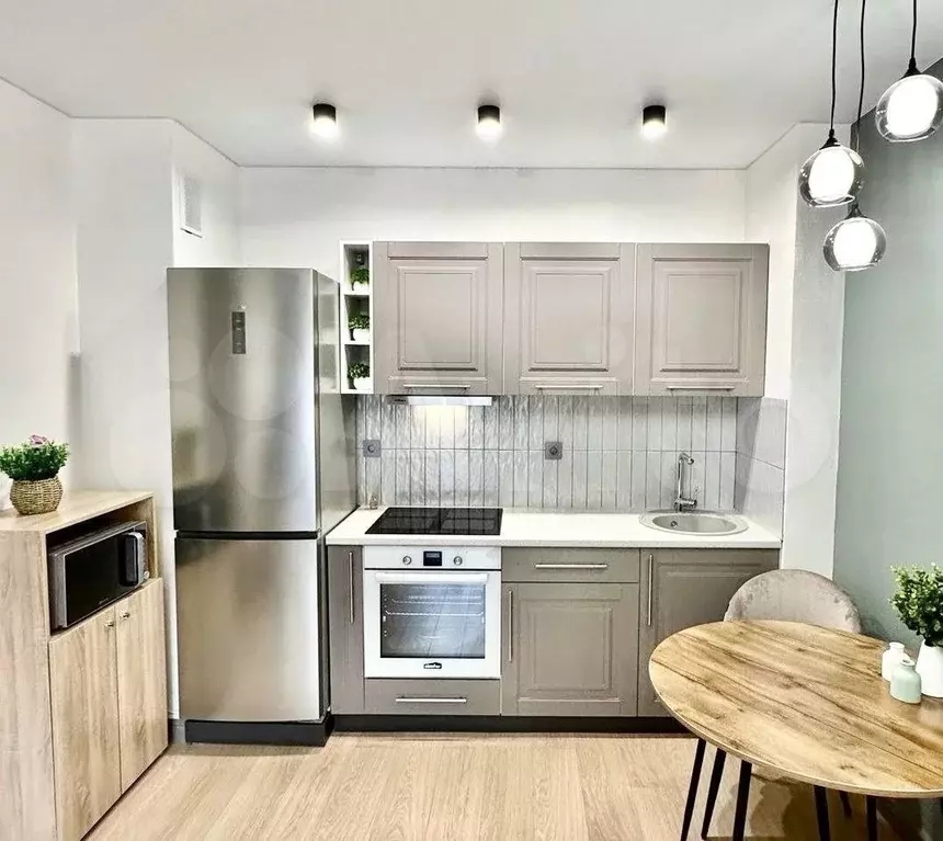 1-к. квартира, 40 м, 13/18 эт. - Фото 0