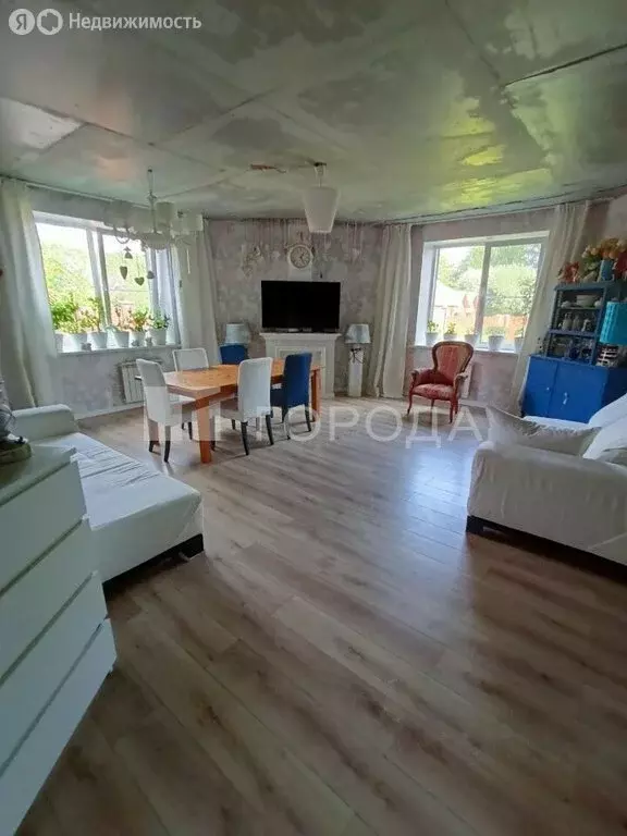 3-комнатная квартира: Краснообск, 6-й микрорайон, 34 (126 м) - Фото 0
