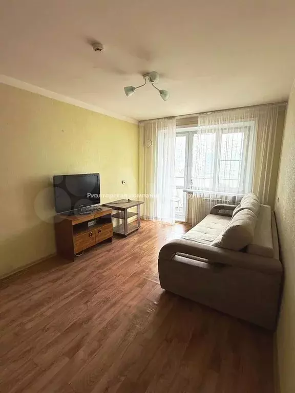 1-к. квартира, 34 м, 4/10 эт. - Фото 0