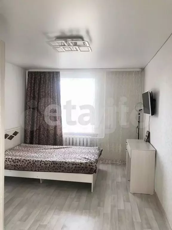 Комната 36 м в 2-к., 8/9 эт. - Фото 1