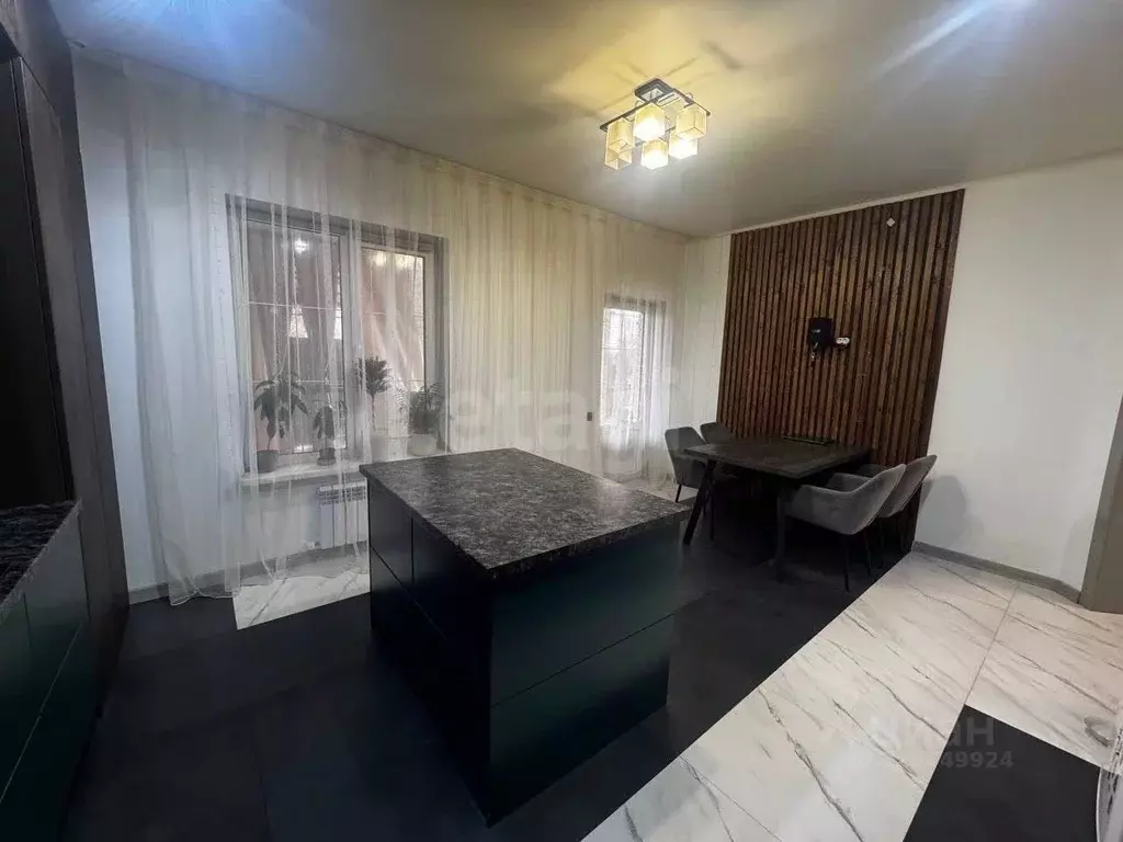 Дом в Ставропольский край, Михайловск Шпаковский район, Локомотивная ... - Фото 2