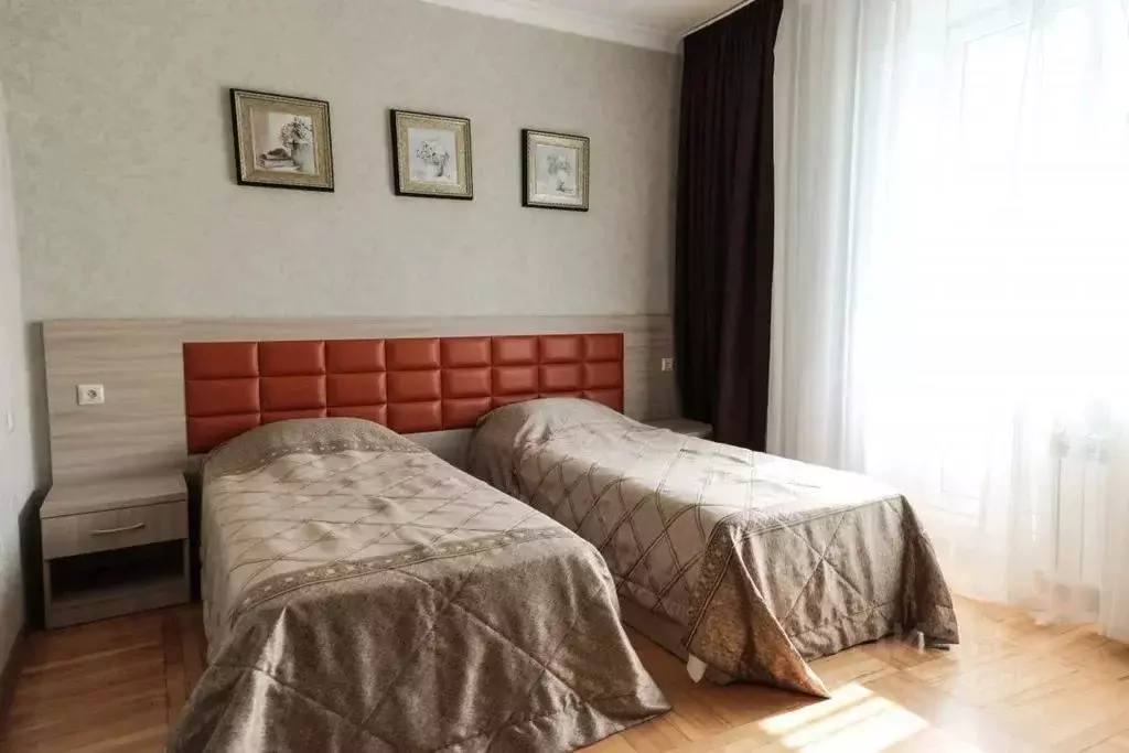 Комната Северная Осетия, Владикавказ Пушкинская ул., 8/3 - Фото 0
