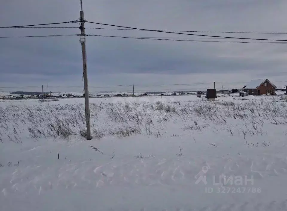 Участок в Башкортостан, Стерлитамакский район, д. Казадаевка ул. ... - Фото 2