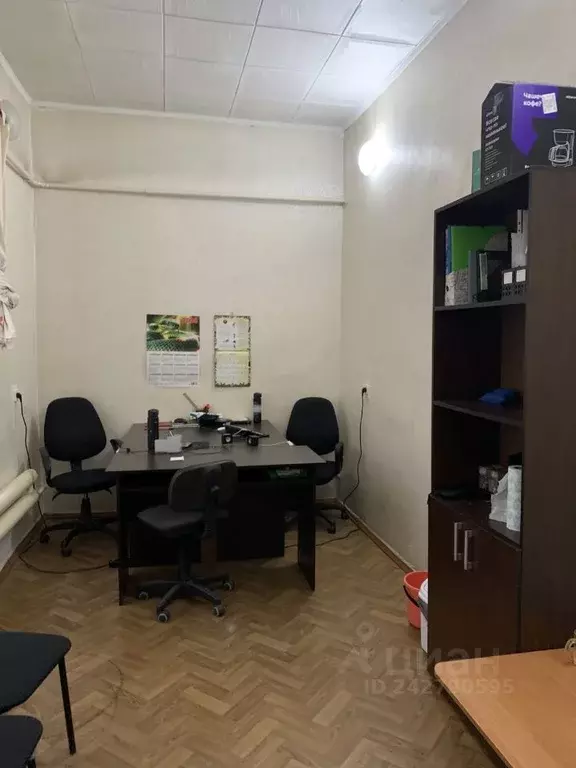 Офис в Севастополь ул. Карантинная, 23А (14 м) - Фото 2