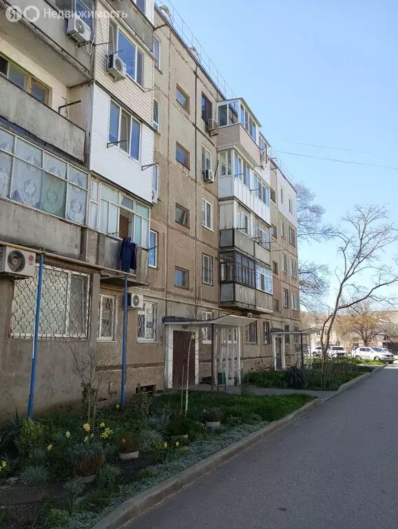 2-комнатная квартира: Керчь, улица Горбульского (45 м) - Фото 2