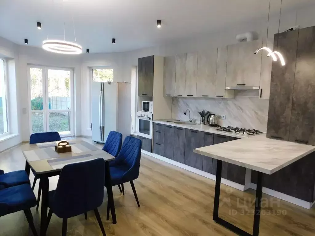 Дом в Калининградская область, Гурьевский муниципальный округ, пос. ... - Фото 2