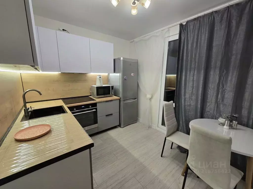 1-к кв. Татарстан, Казань ул. Александра Курынова, 5к2 (32.0 м) - Фото 1