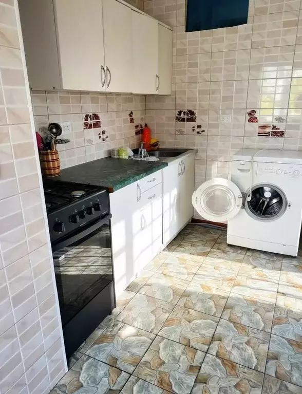 2-к кв. Краснодарский край, Туапсе Звездная ул., 14 (37.4 м) - Фото 1