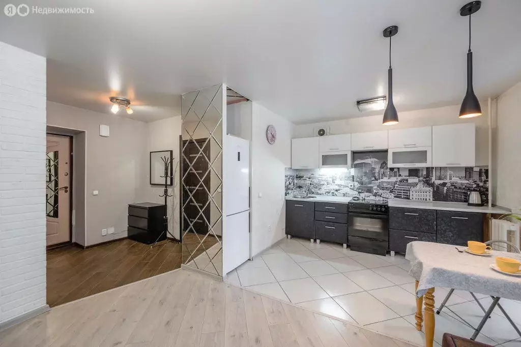 1-комнатная квартира: Киров, улица Сурикова, 14 (38 м) - Фото 1