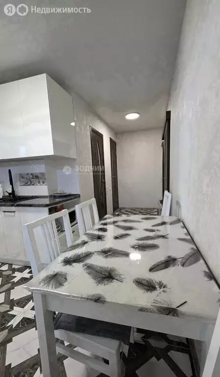 2-комнатная квартира: посёлок городского типа Кугеси, Советская улица, ... - Фото 2