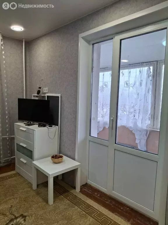 2-комнатная квартира: Таганрог, улица Желябова, 1 (47 м) - Фото 0