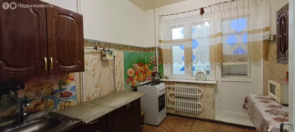 1-комнатная квартира: Астрахань, улица Медиков, 5к1 (52 м) - Фото 1