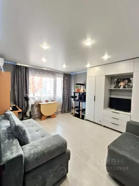 1-к кв. Бурятия, Улан-Удэ 47-й кв-л, ул. Конечная, 3 (33.0 м) - Фото 1