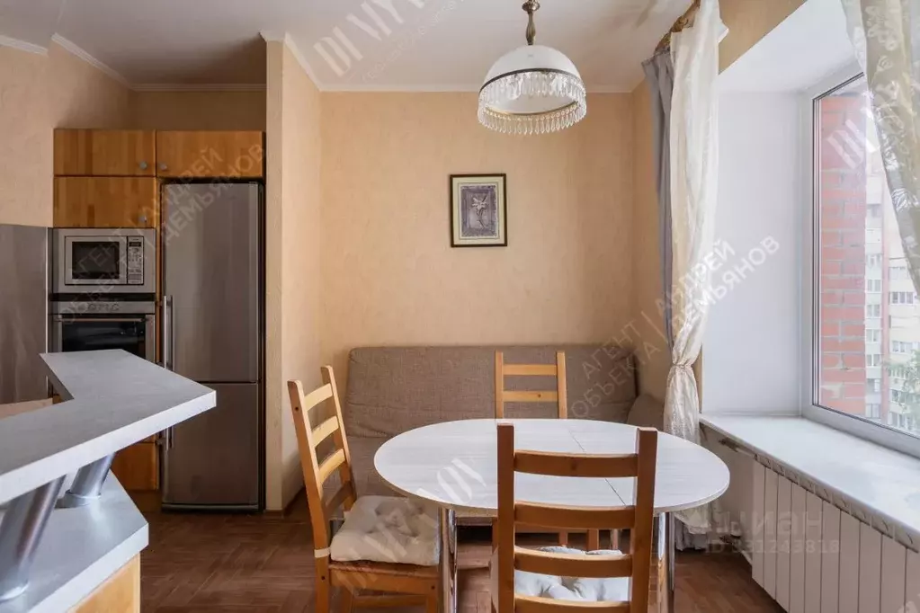 2-к кв. Санкт-Петербург ул. Сикейроса, 1 (95.7 м) - Фото 1