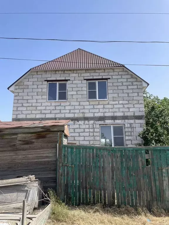Дом 180 м на участке 5 сот. - Фото 0