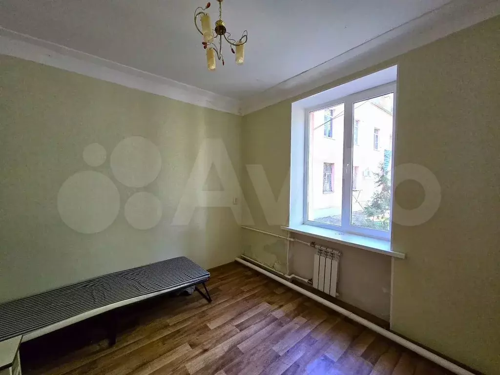 Комната 10,1 м в 3-к., 1/2 эт. - Фото 1