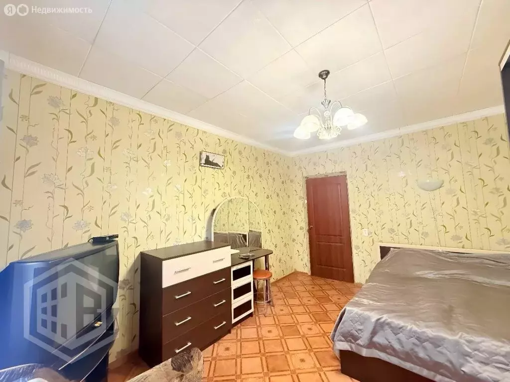2-комнатная квартира: Алупка, улица Амет-хана Султана, 12 (41 м) - Фото 2