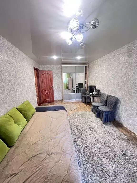 Комната 17,4 м в 4-к., 1/5 эт. - Фото 0