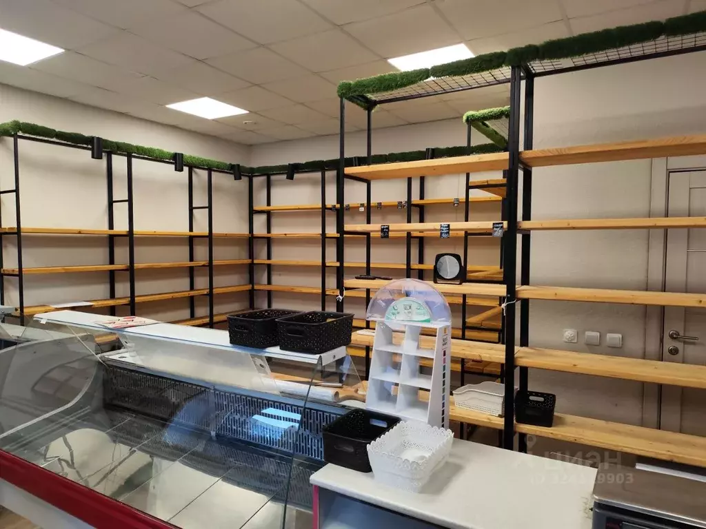 Помещение свободного назначения в Красноярский край, Красноярск ул. ... - Фото 1