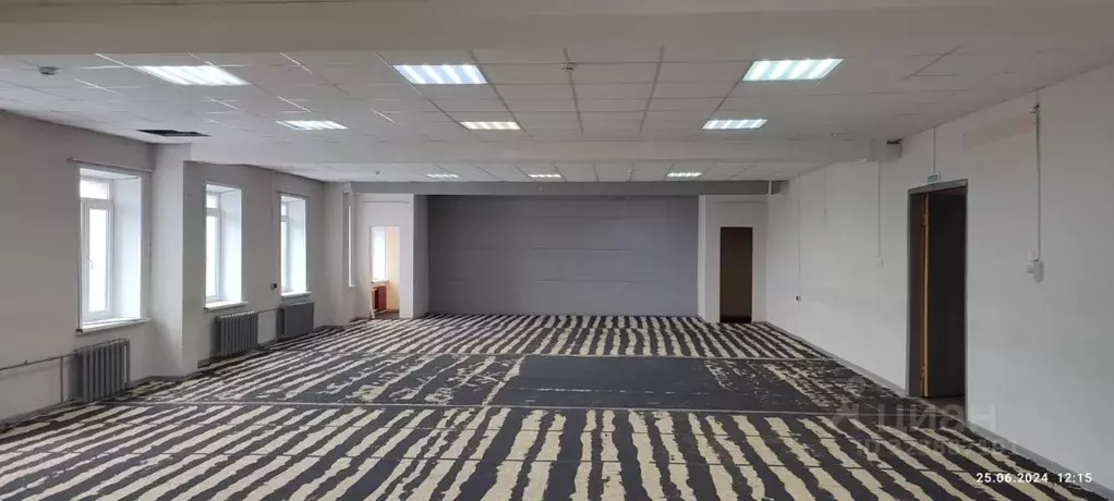 Офис в Кировская область, Киров ул. Ивана Попова, 1А (360 м) - Фото 2