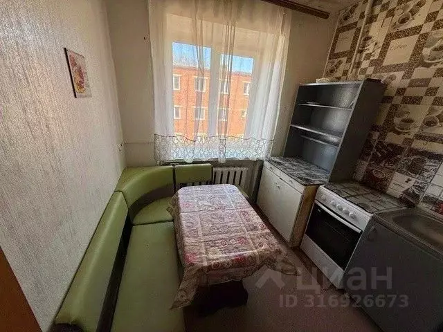 1-к кв. Удмуртия, Воткинск ул. Победы, 10 (30.0 м) - Фото 0
