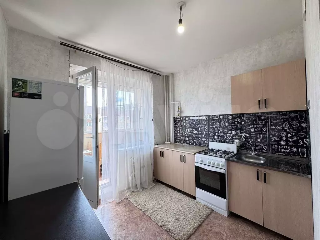 1-к. квартира, 40 м, 9/10 эт. - Фото 1