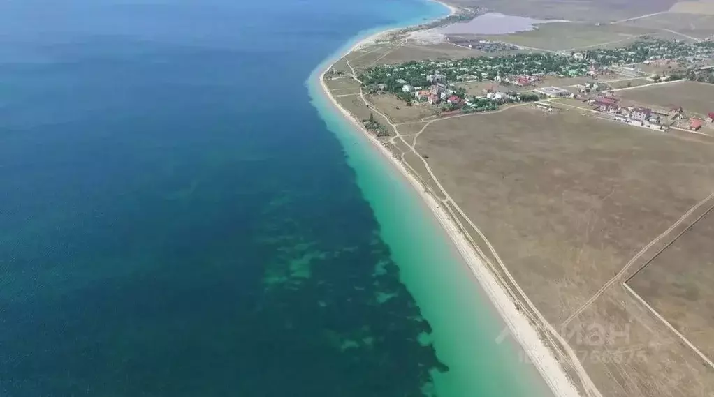 Участок в Крым, Сакский район, с. Штормовое  (6.0 сот.) - Фото 1