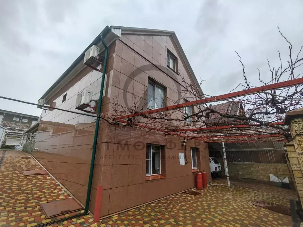 Дом в Краснодарский край, Геленджик городской округ, с. ... - Фото 1