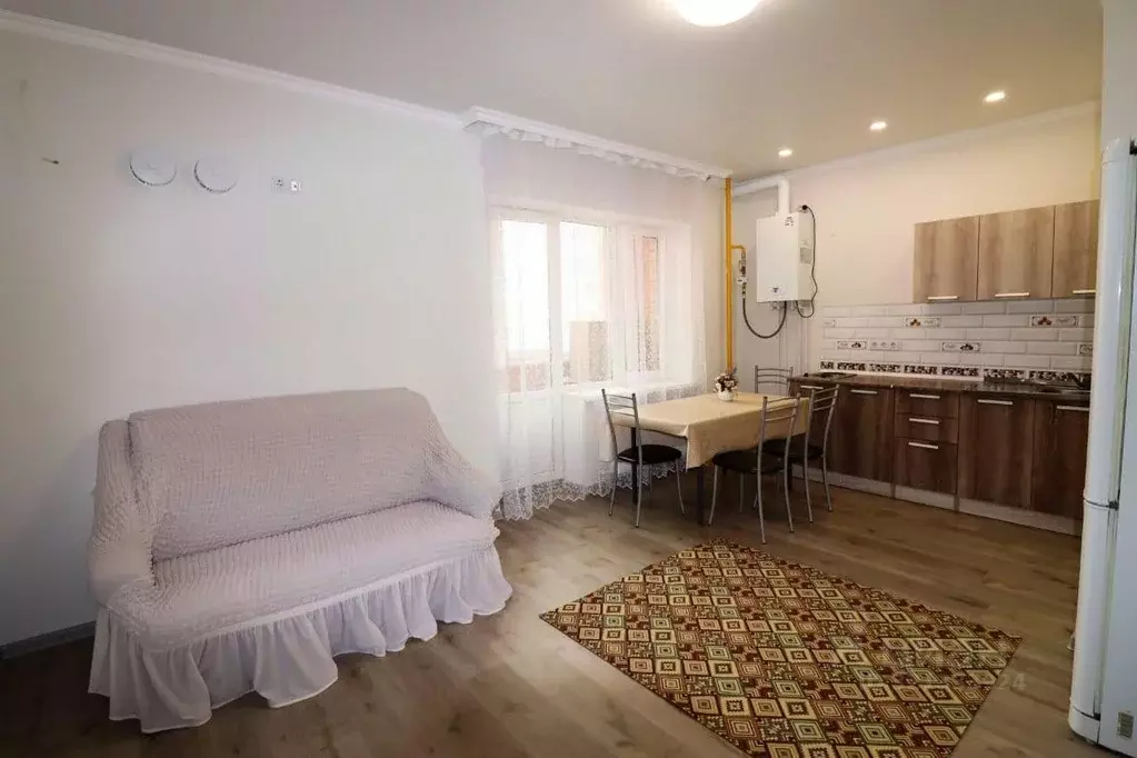 2-к кв. Астраханская область, Астрахань ул. Савушкина, 6И (40.0 м) - Фото 1
