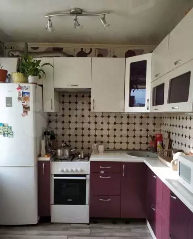1-к. квартира, 30,4 м, 5/5 эт. - Фото 0