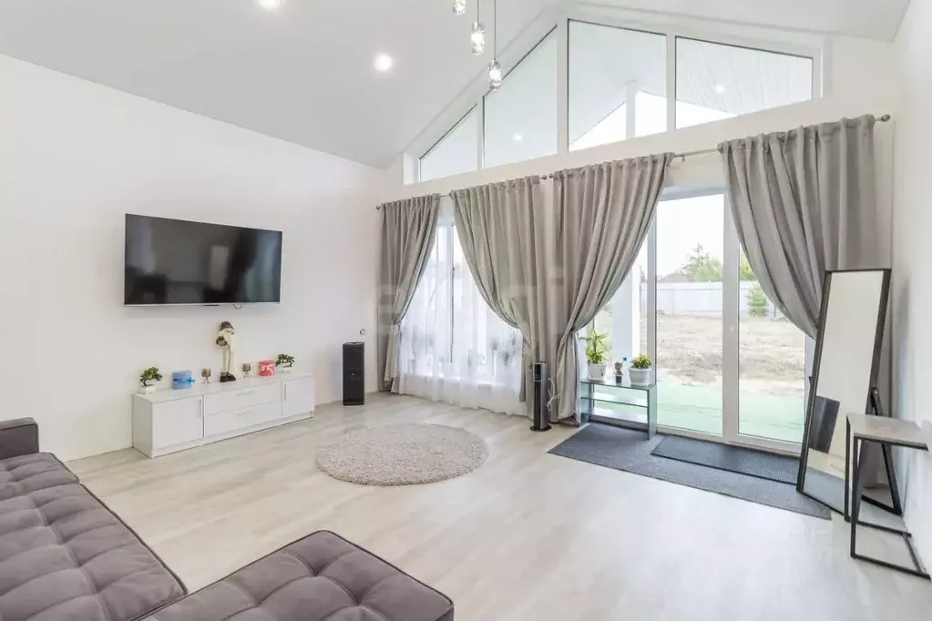 Дом в Тюменская область, Тюменский муниципальный округ, с. Перевалово ... - Фото 1