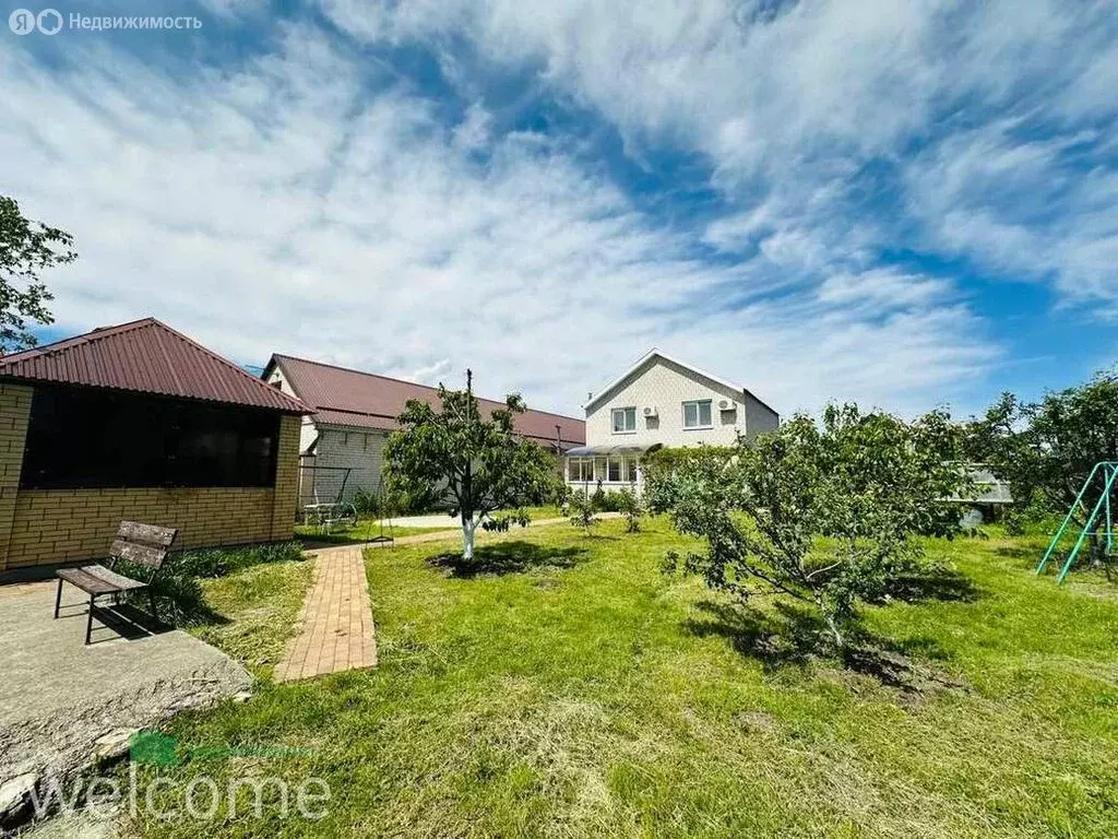 Дом в село Верхнерусское, Песчаная улица, 86 (200 м) - Фото 1