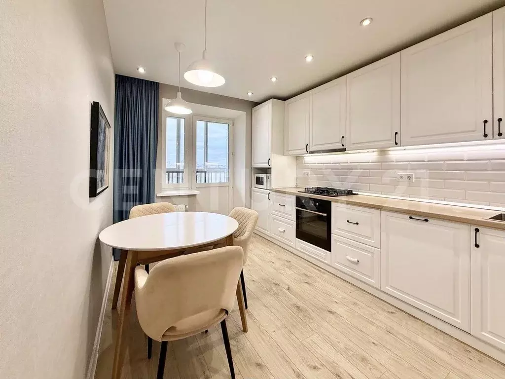 2-к кв. Чувашия, Чебоксары ул. Радужная, 4 (68.0 м) - Фото 1